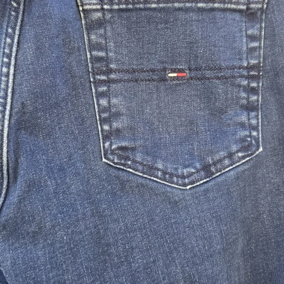 Tommy Hilfiger Red Stripe Signature Jeans - Picture 8 of 10